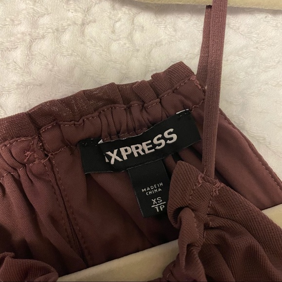 Express Top - Picture 2 of 8